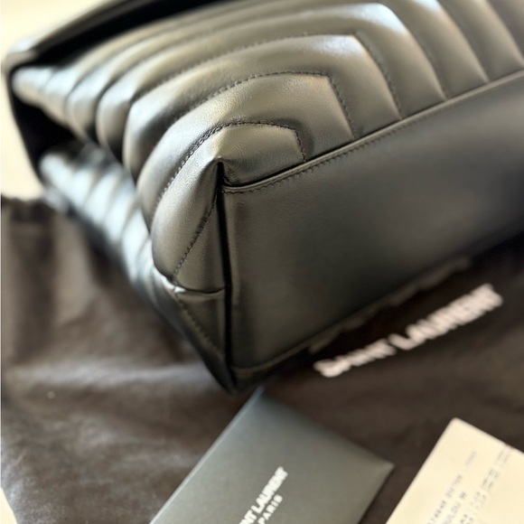 YVES SAINT LAURENT YSL LOULOU MEDIUM MATELASSE BLACK AND GOLD BAG EUC!!!! - Picture 11 of 17